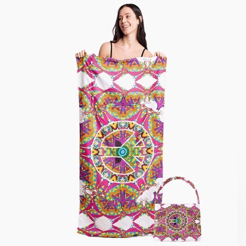 NWT … JANICE “ 2 In 1 “ Tote Bag / Beach Towel